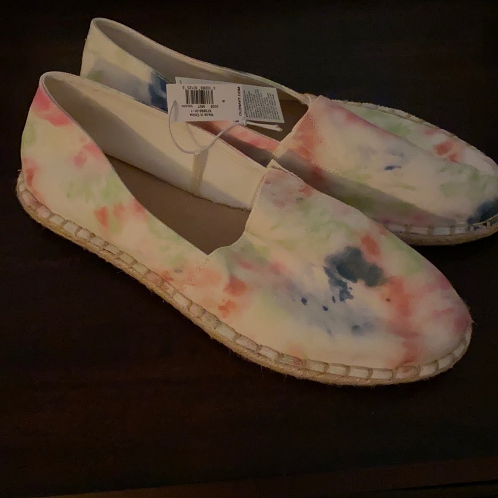 Rainbow Tie Die Flats